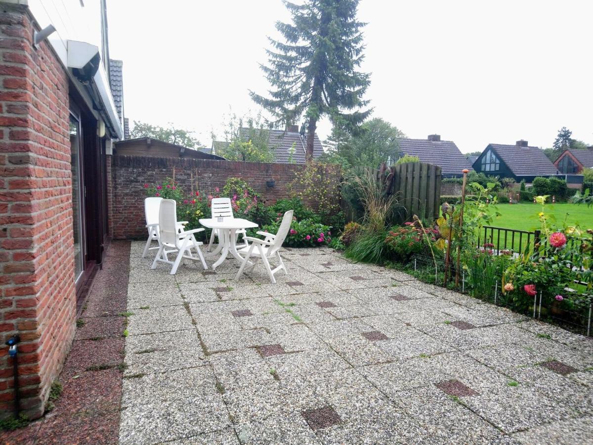 Holiday Home In Noordwijkerhout With Terrace Close To A Lake Exterior foto